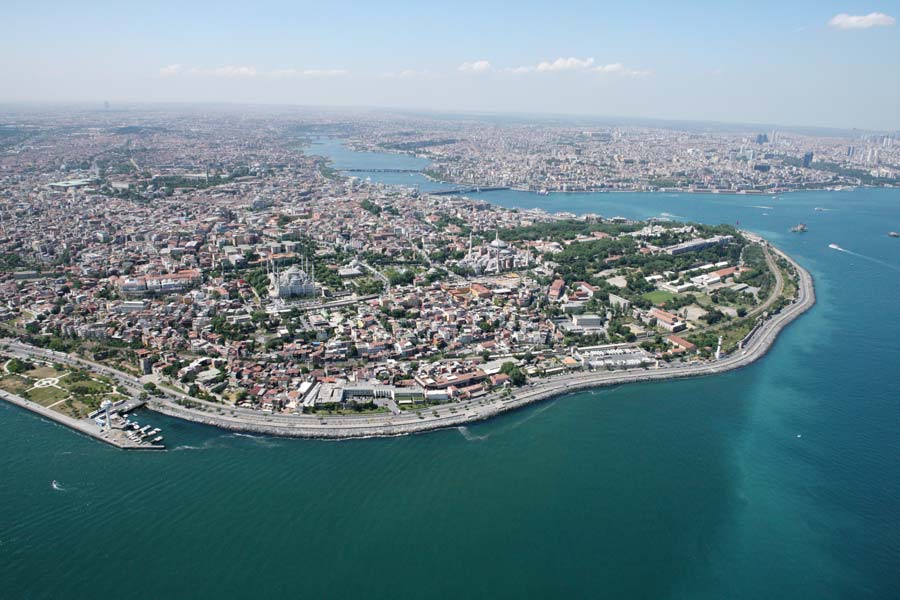 Cikkek k&eacute;pei: istanbul_areal_view.jpg